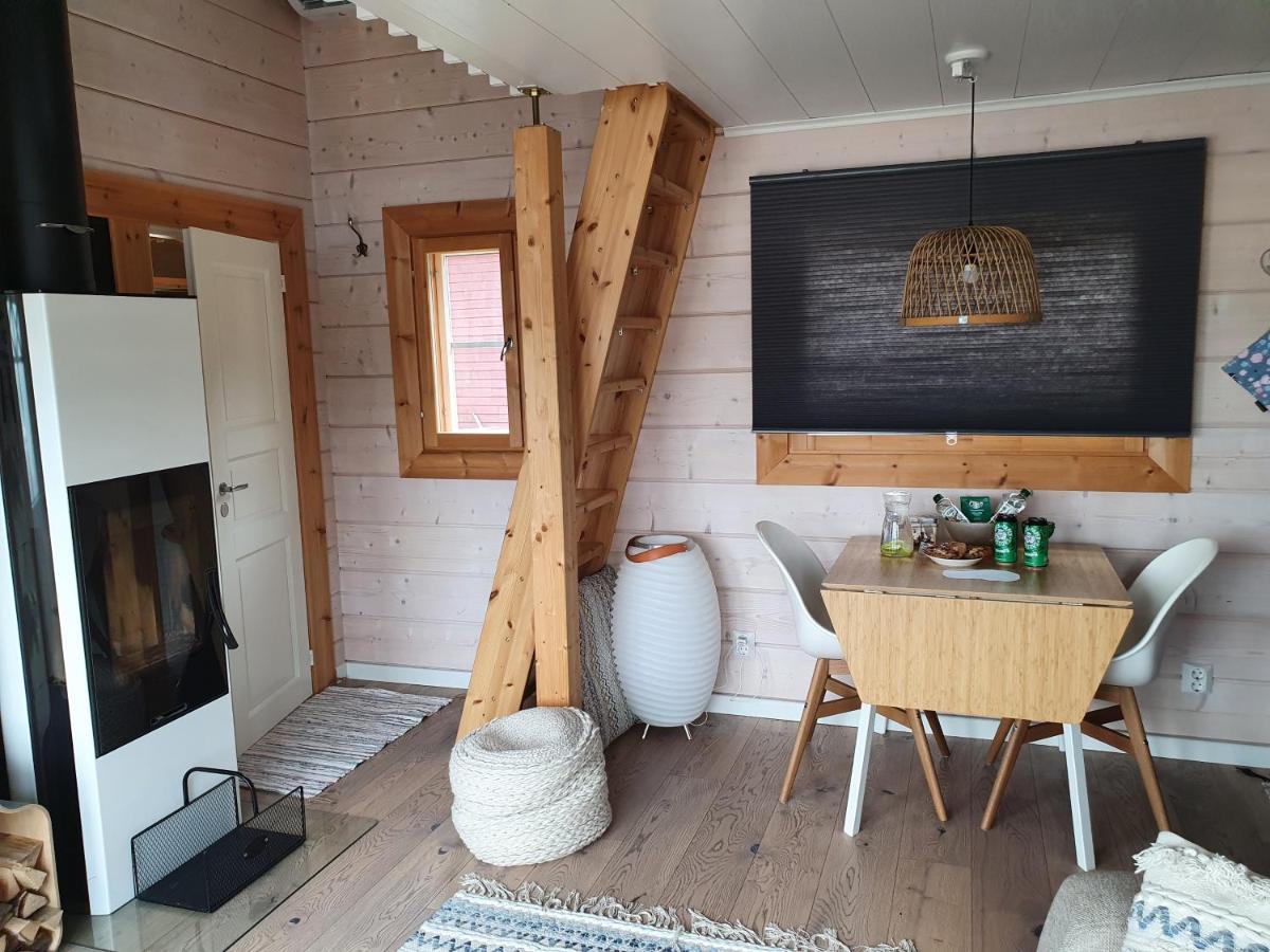 Stunning Log Cabin 45M2 On The Shore Of Kallavesi. Kuopio Bagian luar foto