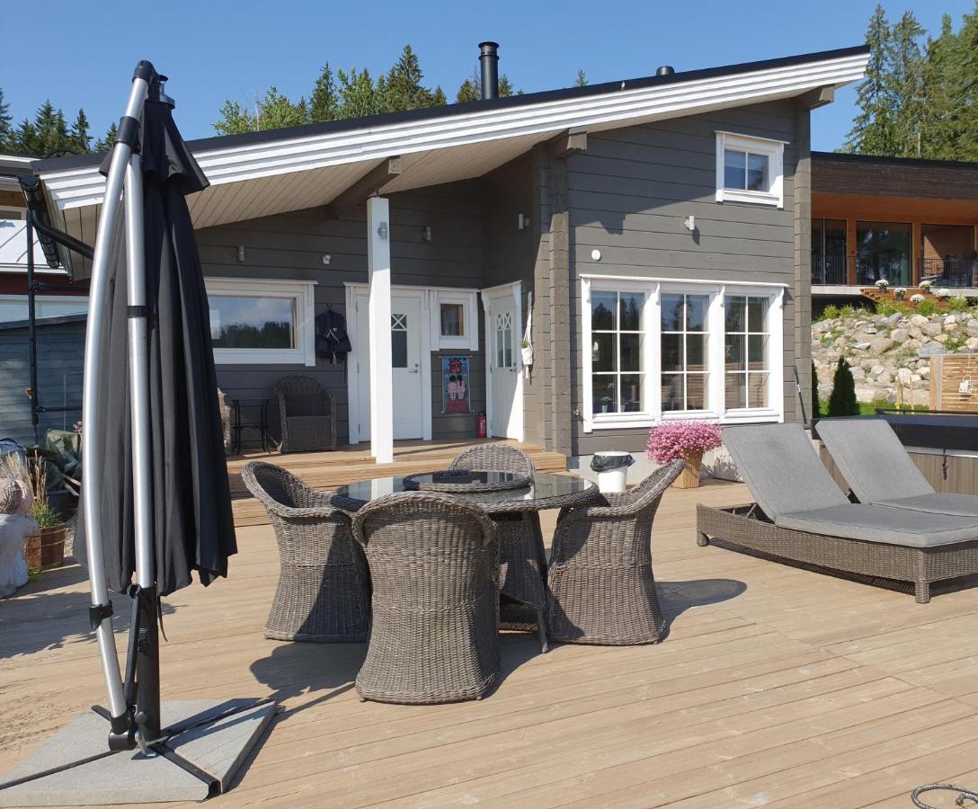 Stunning Log Cabin 45M2 On The Shore Of Kallavesi. Kuopio Bagian luar foto