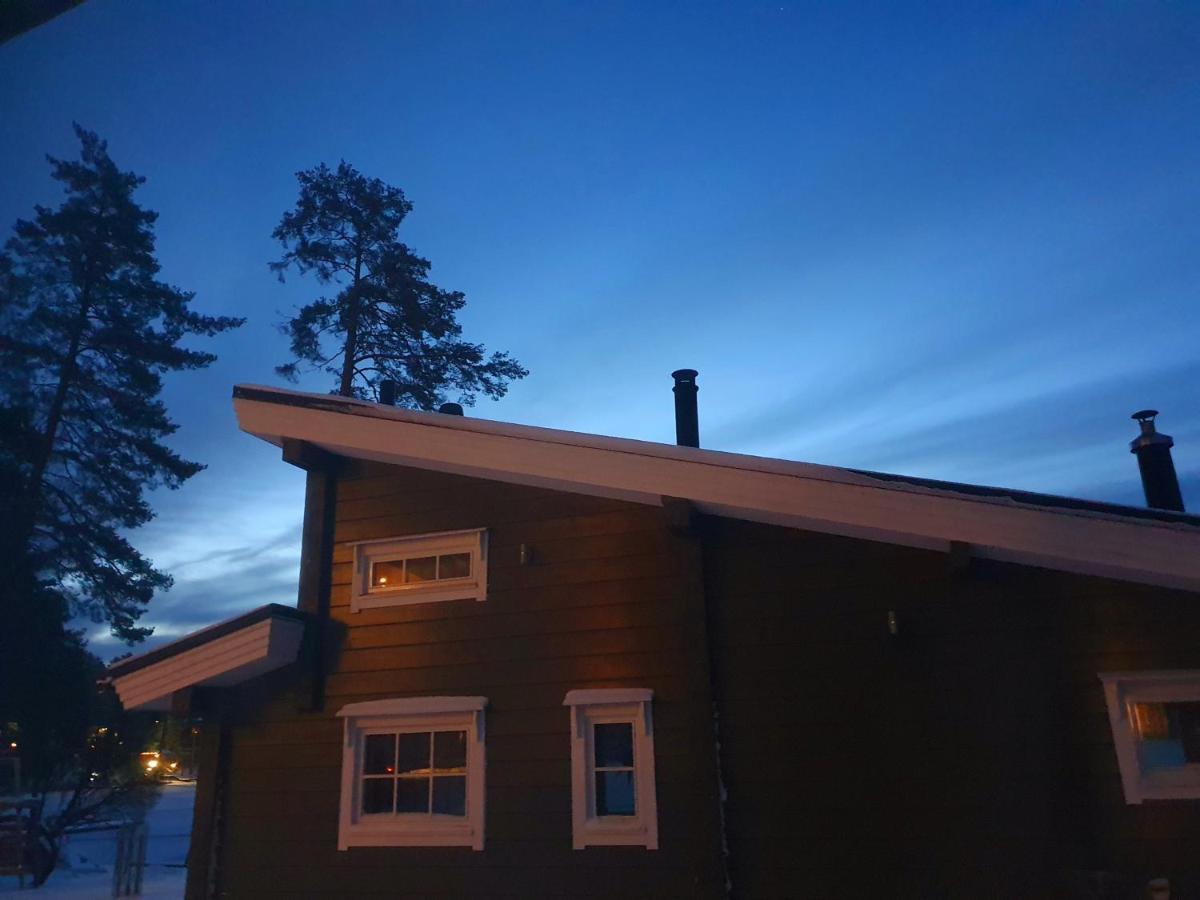 Stunning Log Cabin 45M2 On The Shore Of Kallavesi. Kuopio Bagian luar foto